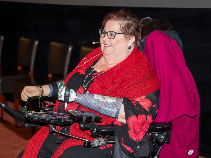 Multihandikapede Grete Flattun holdt et sterkt innlegg med perspektiver fra rullestol. Foto: Heiko Junge / NTB scanpix
